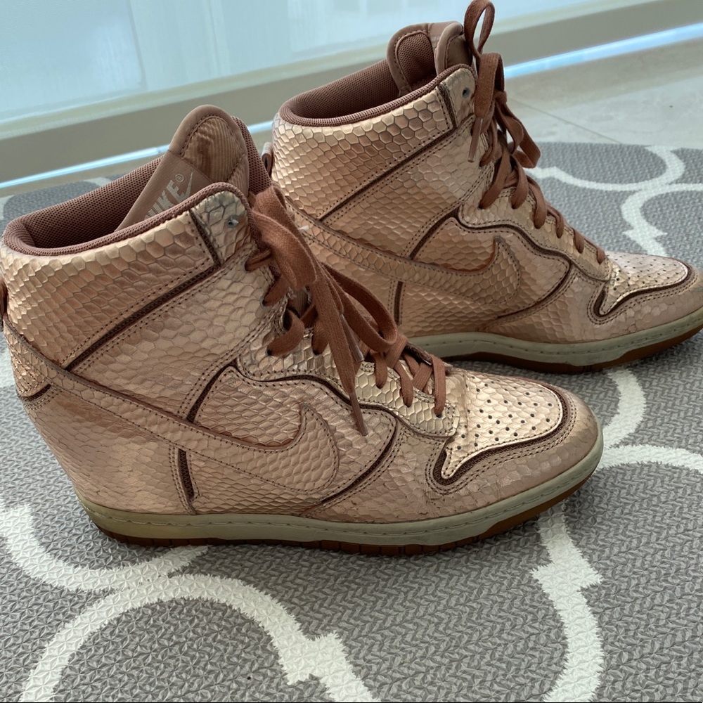 Nike Rose Gold Womens Dunk Sky Hi Embossed Leather Sneakers